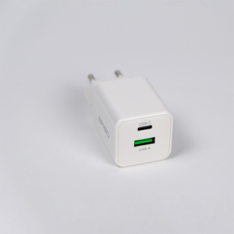 Зарядное устройство USB EPILSO EPD-PA210 30Вт GaN (USB-C, USB-A) белый (1/50)